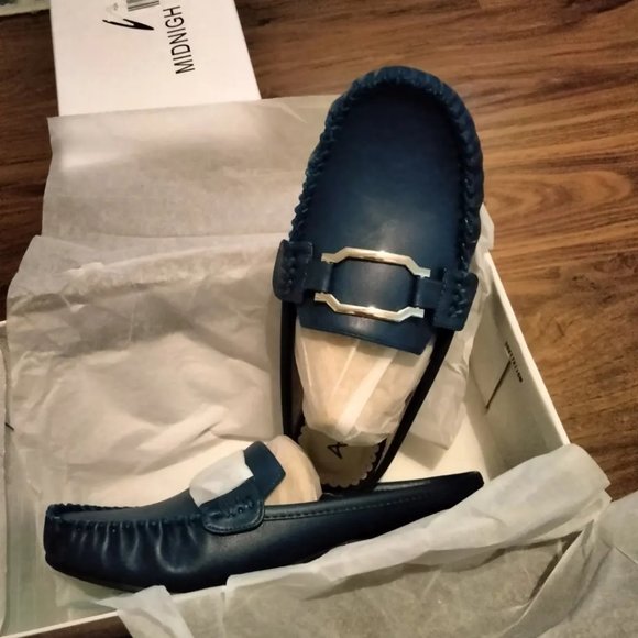 Slide on ahoes - Picture 2 of 2